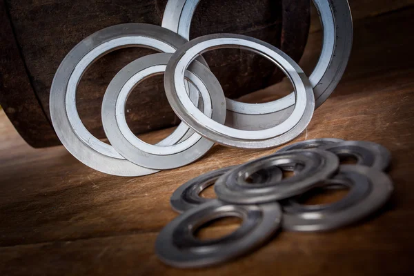 Gaskets & Fasteners