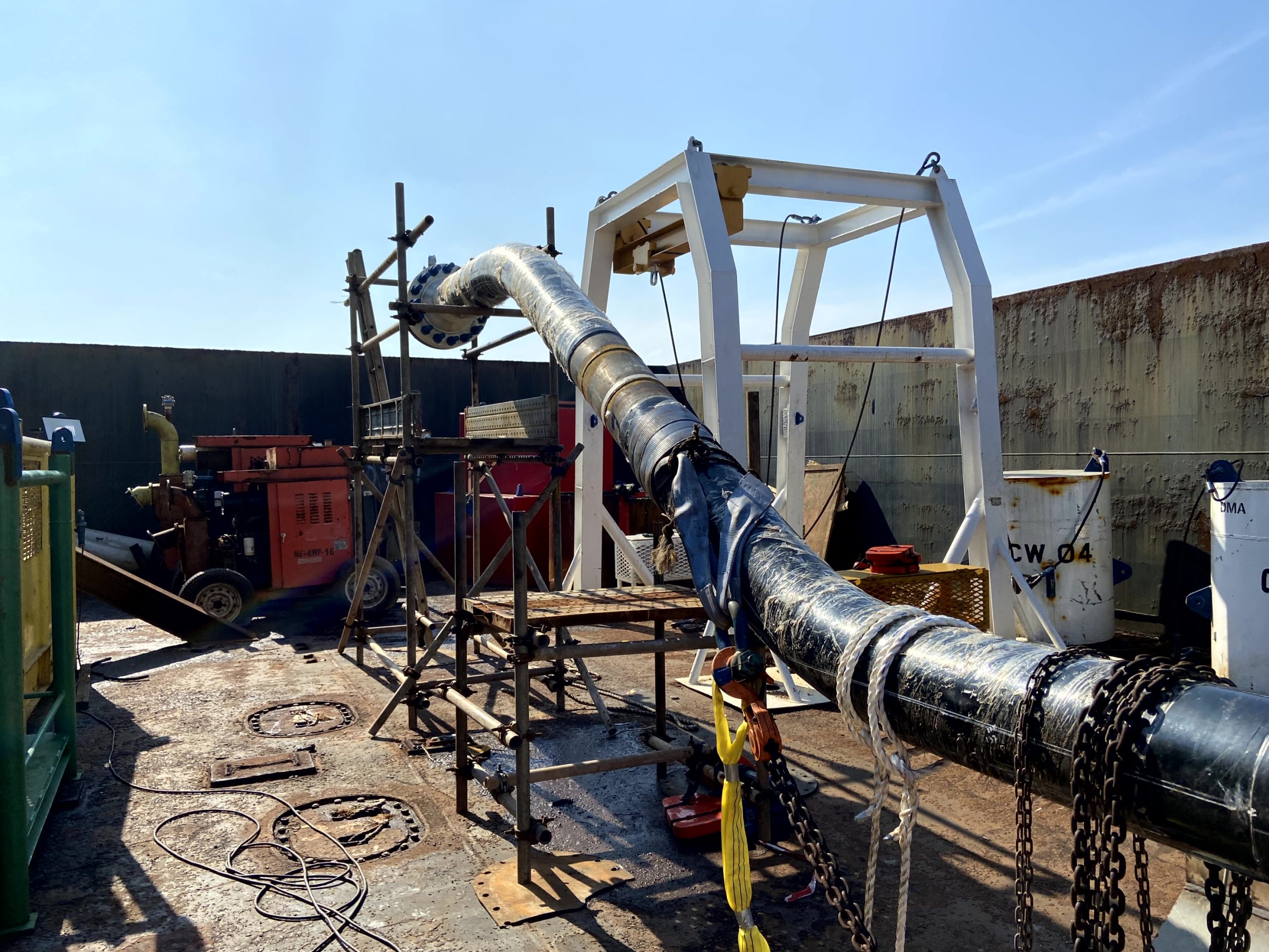 Offshore pipeline services